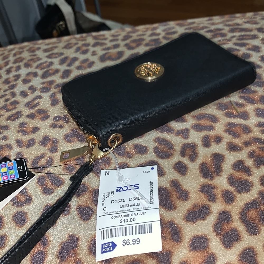 Wallet - Picture 2 of 2